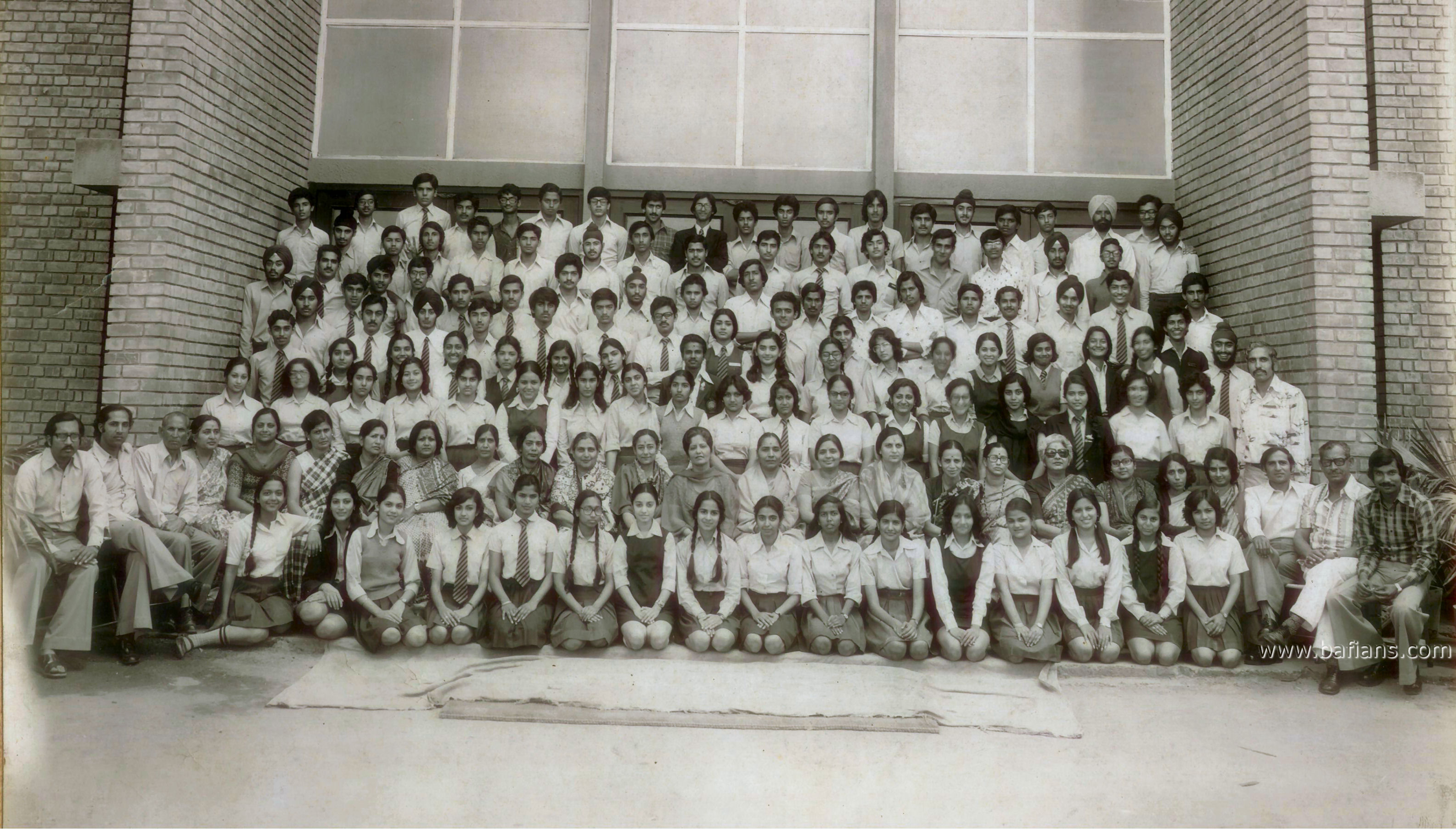 1980 Batch Photograph - Class XII